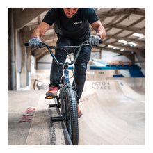 Load image into Gallery viewer, Huffy Symbol Freestyle 20-inch BMX Bike - Blue Abyss