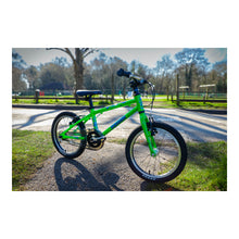 Load image into Gallery viewer, Squish 16-inch Kids Bike - Green