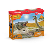 Load image into Gallery viewer, SCHLEICH Wild Life Danger in the Swamp Toy Playset (42559)