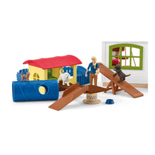 Load image into Gallery viewer, SCHLEICH Farm World Pet Hotel Toy Playset (42607)