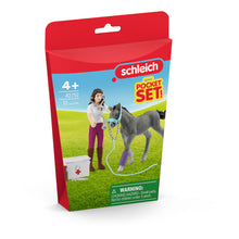 Load image into Gallery viewer, SCHLEICH Horse Club Horse Care with Trakehner Foal Toy Playset - 42752