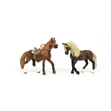 Load image into Gallery viewer, SCHLEICH Horse Club Paso Peruano Starter Toy Figure Set - 42738
