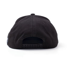 Load image into Gallery viewer, MARVEL COMICS Venom Mask Glow-in-the Dark Snapback Baseball Cap, Unisex, Black/White (SB030330SPN)