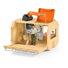 Load image into Gallery viewer, SCHLEICH Wild Life Animal Rescue Large Truck with Toy Figures & Accessories (42475)