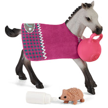 Load image into Gallery viewer, SCHLEICH Horse Club Playful Foal  Toy Figure Set, 5 to 12 Years, Multi-colour (42534)