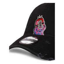 Load image into Gallery viewer, MINIONS Groovy Distressed Curved Bill Cap, Black (BA464462DSP)