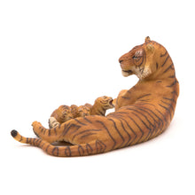 Load image into Gallery viewer, PAPO Wild Animal Kingdom Lying Tigress Nursing Toy Figure, Three Years or Above, Multi-colour (50156)