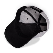 Load image into Gallery viewer, DC COMICS Batman Logo Adjustable Cap (BA662140BTM)