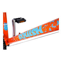 Load image into Gallery viewer, Squish 24-inch Kids Bike - Orange
