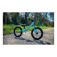 Load image into Gallery viewer, Squish 14-inch Kids Balance Bike - Mint
