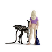 Load image into Gallery viewer, WIZARDING WORLD Luna Lovegood &amp; Baby Thestral Toy Figure Set (42636)
