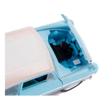 Load image into Gallery viewer, HARRY POTTER 1959 Ford Anglia 1:24 Die Cast Vehicle with Figure (253185002)
