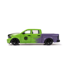 Load image into Gallery viewer, MARVEL COMICS Incredible Hulk 2014 Ram 150 Die Cast Vehicle with Figure (253225029SSU)
