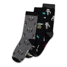 Load image into Gallery viewer, STAR WARS The Mandalorian Mandalorian, Grogu and Mythosaur Skull Crew Socks (3-Pack), Unisex (CR534475STW)
