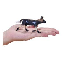 Load image into Gallery viewer, MOJO Wildlife &amp; Woodland African Hunting Dog Toy Figure (387110)
