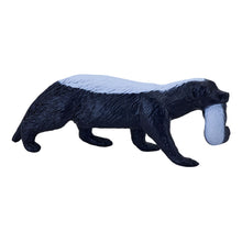 Load image into Gallery viewer, MOJO Wildlife &amp; Woodland Honey Badger Female with Cub Toy Figure (387153)
