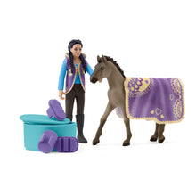 Load image into Gallery viewer, SCHLEICH Horse Club Criollo Definitivo Beauty Set with Kim Toy Playset - 42753

