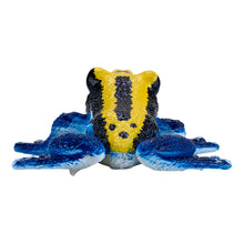 Load image into Gallery viewer, MOJO Wildlife &amp; Woodland Poison Dart Frog Blue Toy Figure - 381069
