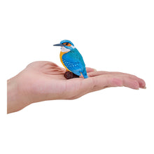 Load image into Gallery viewer, MOJO Wildlife &amp; Woodland Kingfisher Toy Figure - 381116

