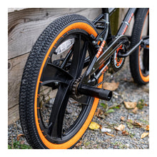 Load image into Gallery viewer, Zombie Slackjaw 20-inch BMX Bike - Black/Orange

