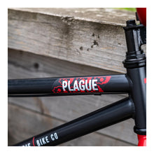 Load image into Gallery viewer, Zombie Plague 18-inch BMX Bike  - Red/Black
