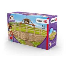 Load image into Gallery viewer, SCHLEICH Horse Club Paddock with Entry Gate (42434)
