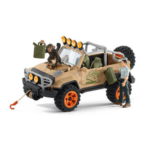 Load image into Gallery viewer, SCHLEICH Wild Life 4x4 Vehicle with Winch Toy Playset, Multi-colour, 5 to 8 Years (42410)
