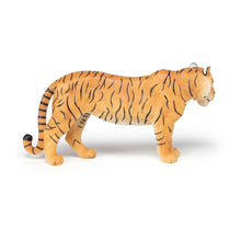 Load image into Gallery viewer, PAPO Large Figurines Large Tigress Toy Figure (50178)
