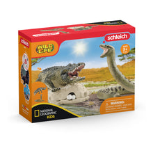 Load image into Gallery viewer, SCHLEICH Wild Life National Geographic Kids Danger in the Swamp Toy Playset (42625)
